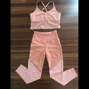 EUC beyond yoga sz medium coral  set